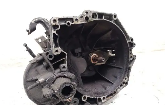 Peugeot Partner Manual 5 speed gearbox 9680886910
