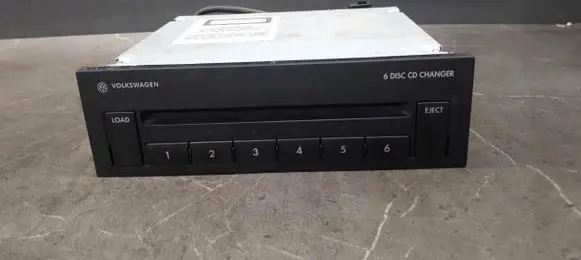 Volkswagen PASSAT B6 CD/DVD changer 3c0035110