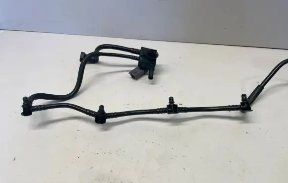 Fuel return line/hose
