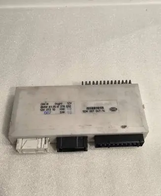 BMW 5 E39 Comfort/convenience module 61358376692 5DK00704714 12037310