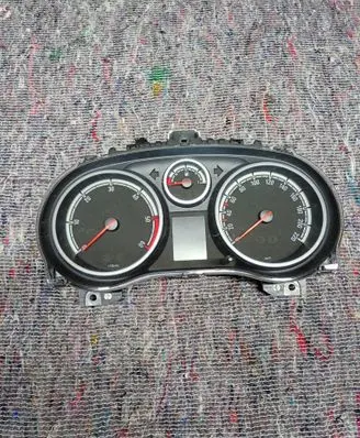 Opel Corsa D Speedometer (instrument cluster) P0013373014 2317337