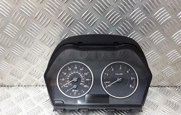 BMW X1 F48 F49 Speedometer (instrument cluster) 62109287468