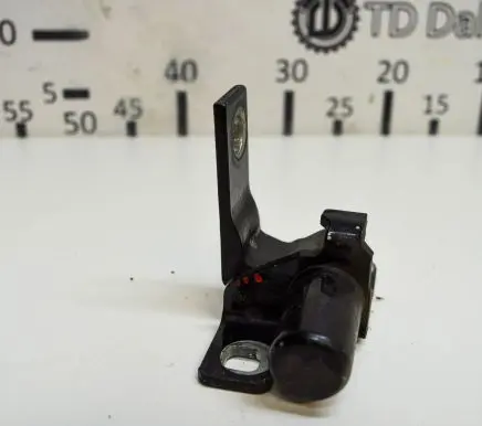 Ford Galaxy Rear door upper hinge