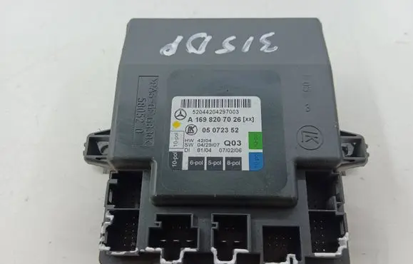 Mercedes-Benz B W245 Door control unit/module A1698207026