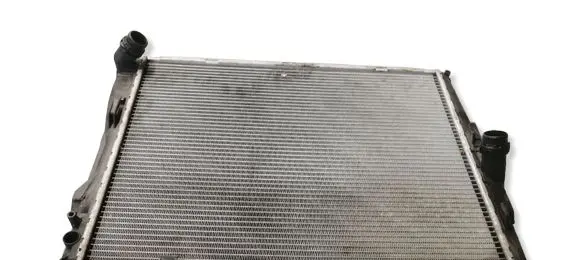 BMW 1 E81 E87 Coolant radiator 758164201