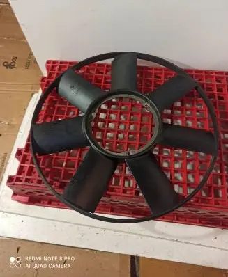 BMW 5 E39 Fan impeller 2243303