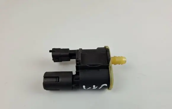 Alfa Romeo Stelvio Turbo solenoid valve 05281586AA