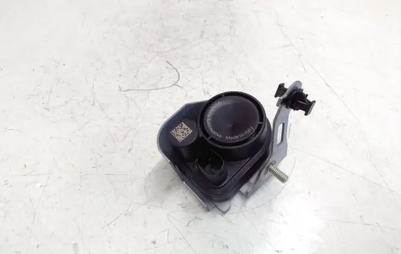 Toyota Prius (XW50) Alarm system siren 8904047040 2370006260