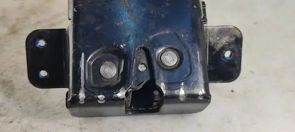 Opel Antara Tailgate/trunk/boot lock/catch/latch 15934420