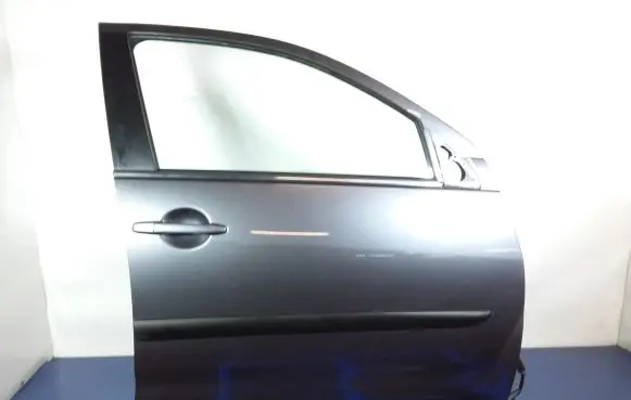 Citroen C-Crosser Front door