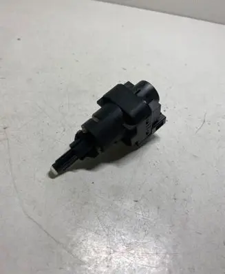 Volkswagen Polo IV 9N3 Brake pedal sensor switch 6Q0945511