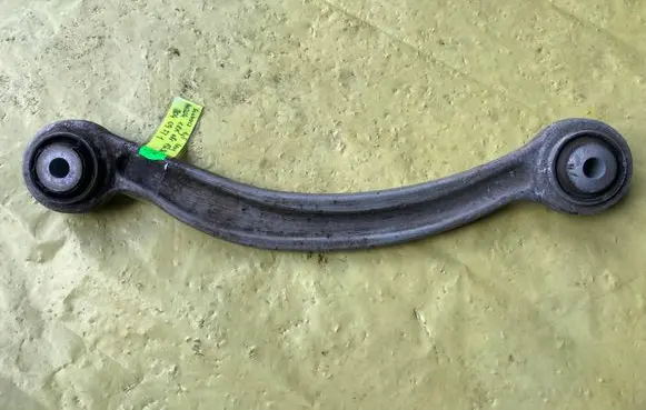 Mercedes-Benz C W204 Rear control arm A2043502106 20409