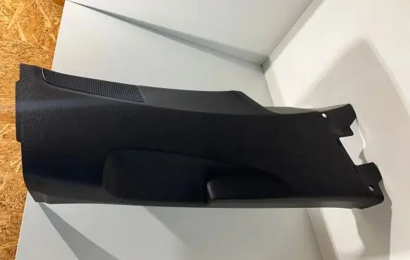 Audi Q8 (B) pillar trim (bottom) 4M8867240