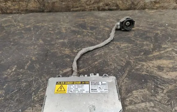 Land Rover Discovery 3 - LR3 Xenon control unit/module DDLT002 3900016488