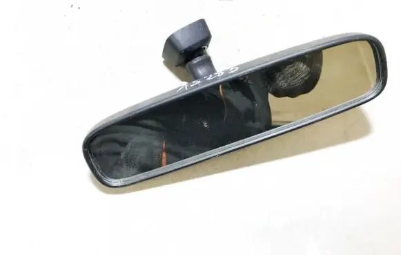 Mitsubishi Outlander Rear view mirror (interior) e4012197