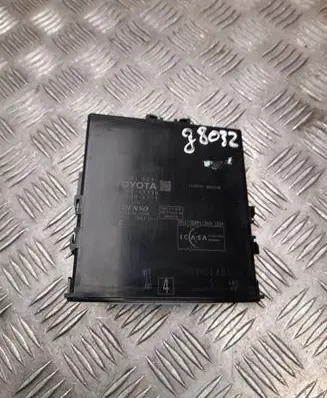 Toyota Prius (XW50) Keyless (KESSY) go control unit/module 8999047130