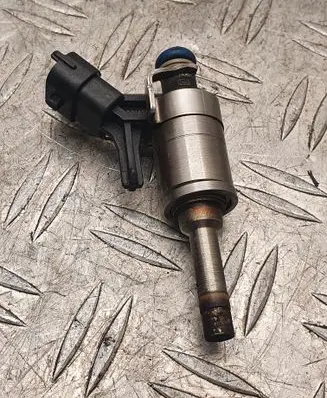 Mini One - Cooper Coupe R56 Fuel injector 0261500029 V7528351