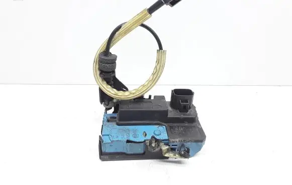 Volvo XC70 Front door lock