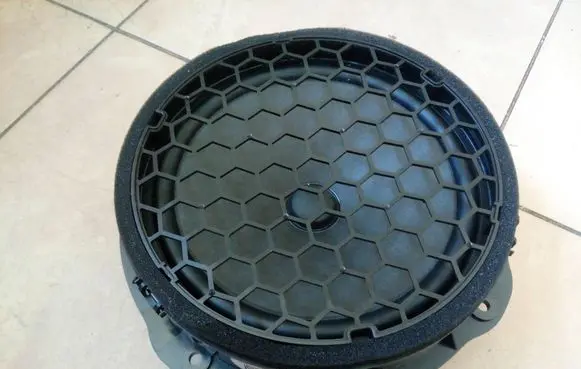 Audi A3 S3 8V Front door speaker 8V0035415 NE66819