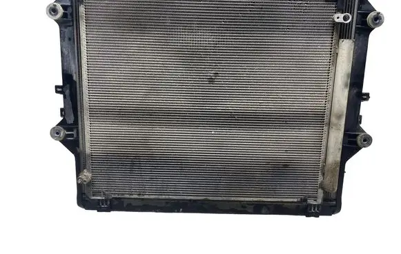 Toyota Hilux (AN120, AN130) Radiator set 2640320101 164000L461