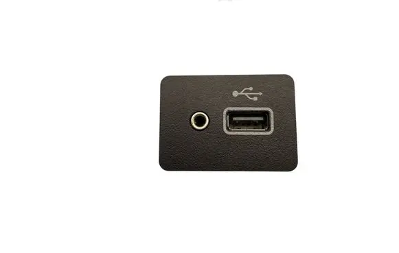 Nissan Qashqai USB socket connector 284H35FA0C
