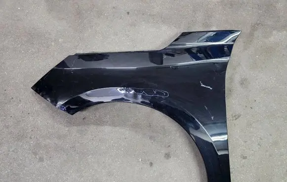 Opel Corsa F Fender 