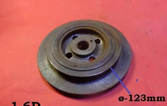 Ford Fiesta Crankshaft pulley 10787821