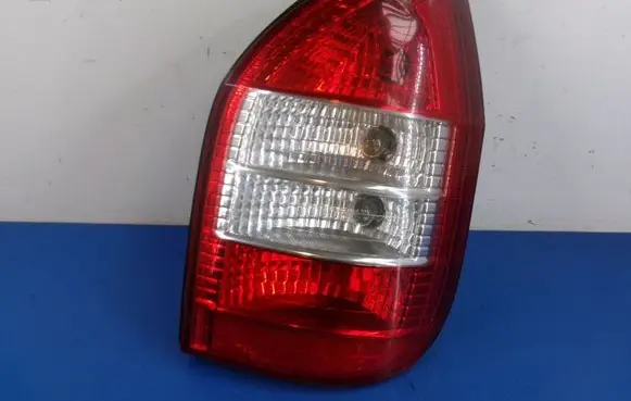 Opel Zafira A Rear/tail lights