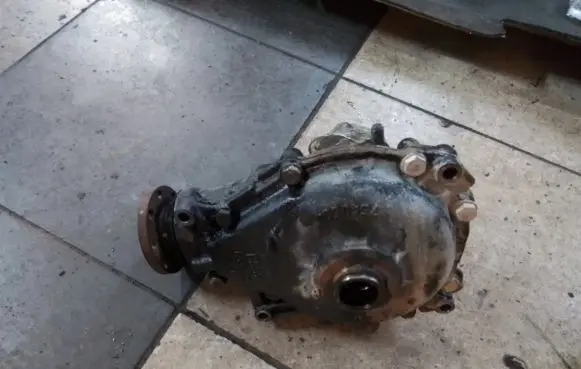 BMW X3 E83 Front differential 7545611 7540634