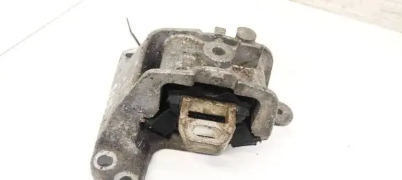 Citroen C5 Engine mount bracket