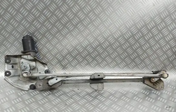 Mitsubishi Lancer X Front wiper linkage 
