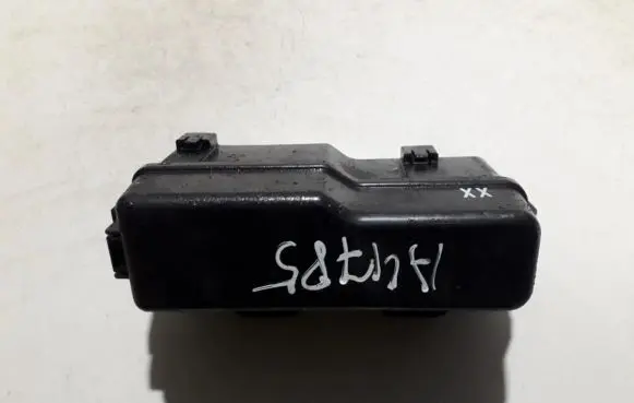 Toyota Corolla Verso AR10 Fuse box set