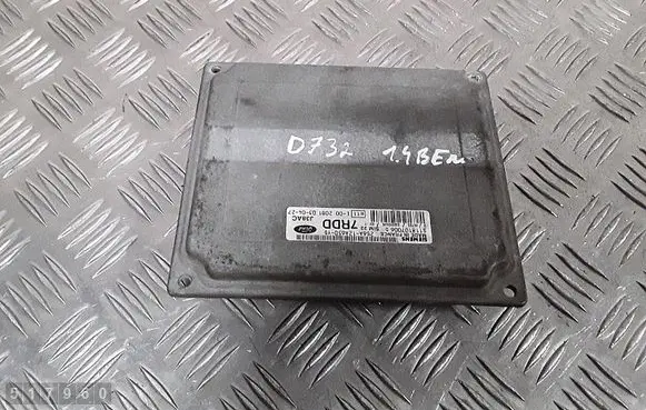 Ford Fiesta Engine control unit/module 2s6a12a650yd