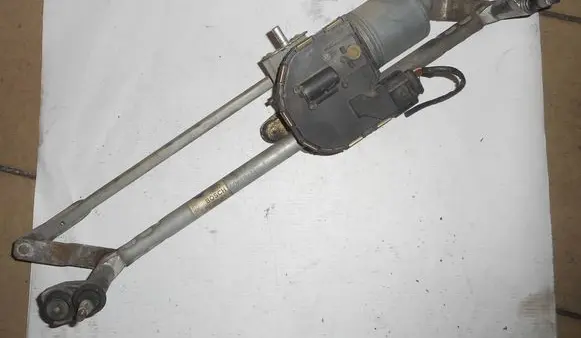 Volkswagen Jetta V Front wiper linkage and motor 1K1955119C