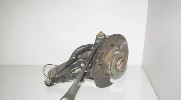 BMW 3 F30 F35 F31 Rear wheel hub 6792521 33326792521 6792525