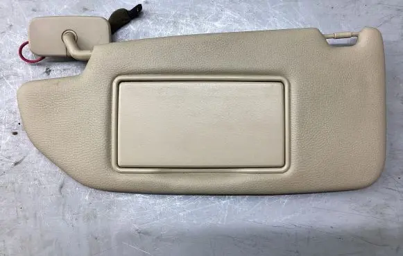 Volvo XC90 Sun visor