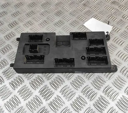 Jaguar I-Pace Central body control module JPLA14F041BD