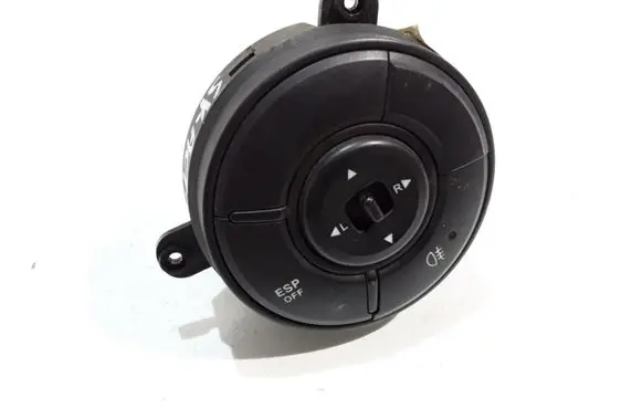 Multifunctional control switch/knob