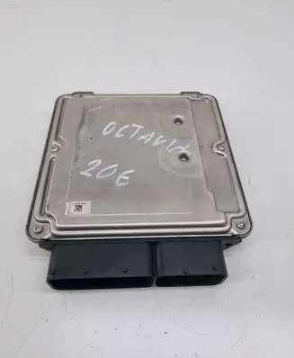 Skoda Octavia Mk3 (5E) Engine control unit/module 04L907309B