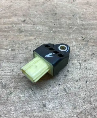 Toyota Aygo AB40 Airbag deployment crash/impact sensor 8983128020 7274J8Y32