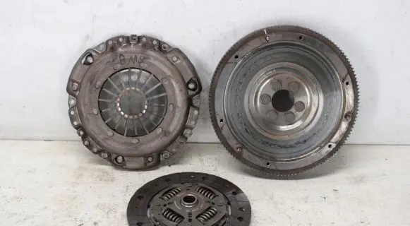 Volkswagen Polo IV 9N3 Clutch set kit 045105273 045141031A 051141025B