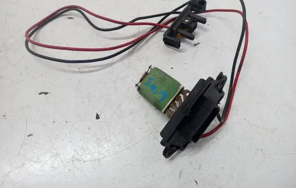 Renault Wind Heater blower motor/fan resistor