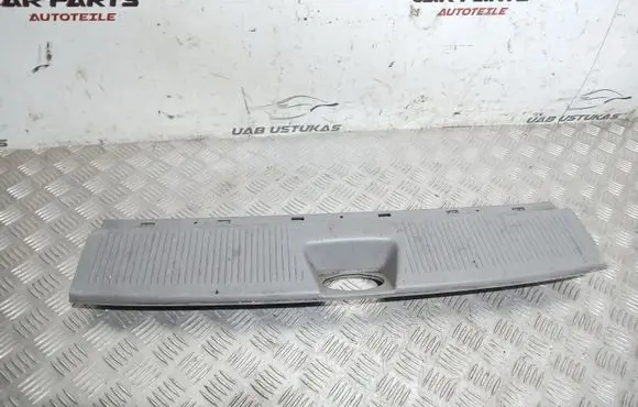 KIA Sorento Trunk/boot sill cover protection