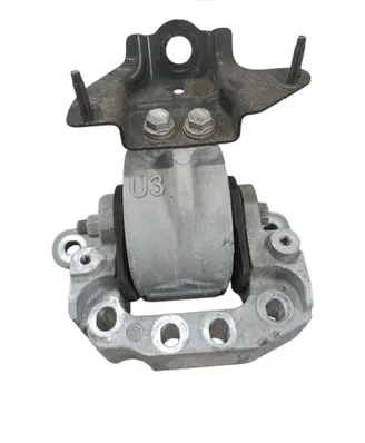 Toyota RAV 4 (XA50) Engine mount bracket