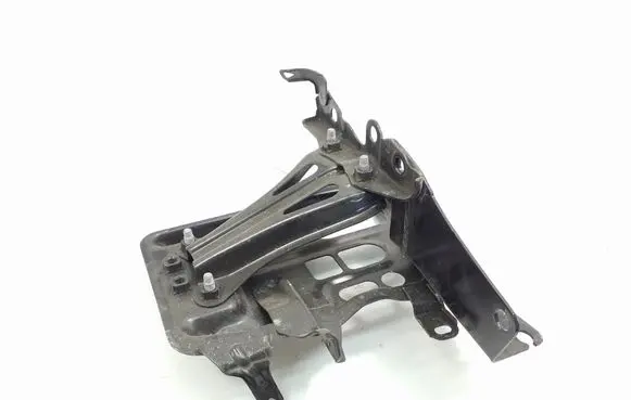 Battery bracket