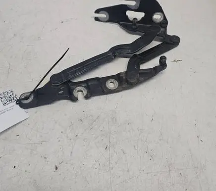 Audi A6 S6 C5 4B Tailgate/trunk/boot hinge 4B5827301E