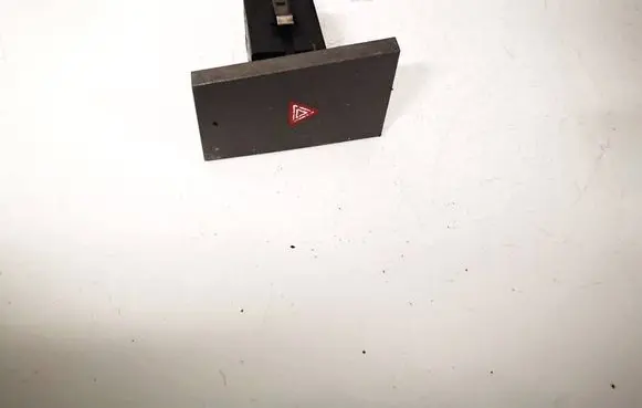 Opel Vectra C Hazard light switch 13138255