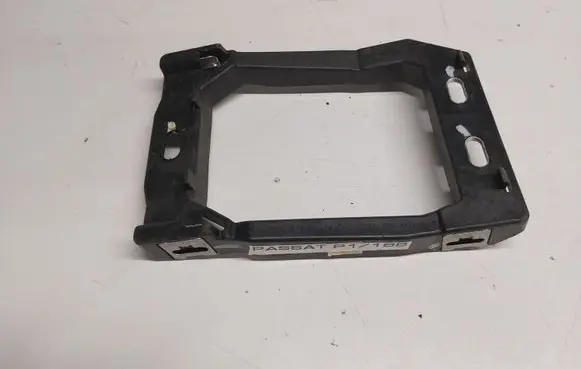 Volkswagen PASSAT B8 Other center console (tunnel) element 3G1863525
