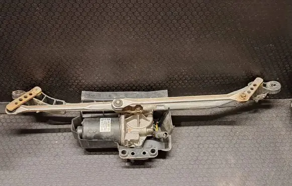 Opel Astra G Front wiper linkage and motor 404387 24450202