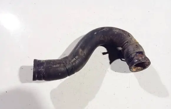 KIA Sorento Engine coolant pipe/hose